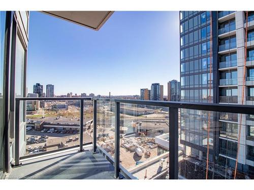 1402-5 Wellington Street S, Kitchener, ON - Outdoor With View