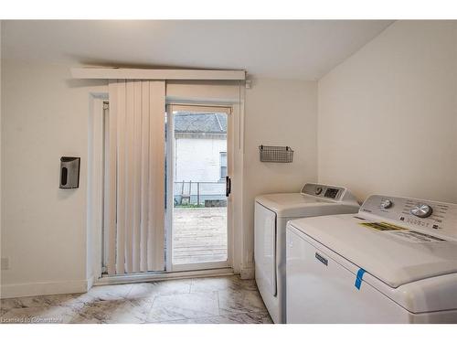 78 Stinson Street, Hamilton, ON - Indoor Photo Showing Laundry Room