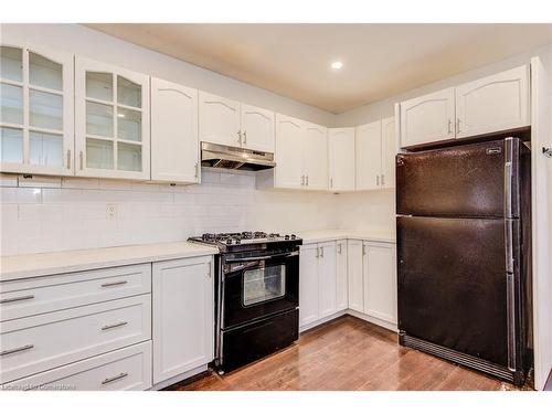 78 Stinson Street, Hamilton, ON - Indoor Photo Showing Kitchen