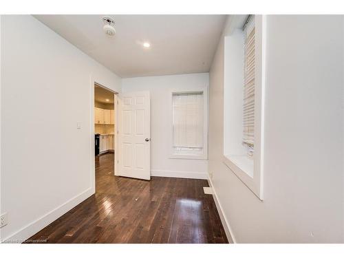 78 Stinson Street, Hamilton, ON - Indoor Photo Showing Other Room