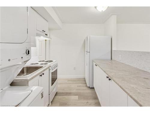 91 Water Street S, Cambridge, ON - Indoor Photo Showing Kitchen