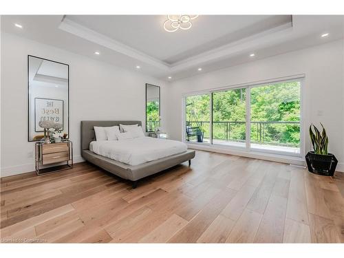 320 Otterbein Road, Kitchener, ON - Indoor Photo Showing Bedroom