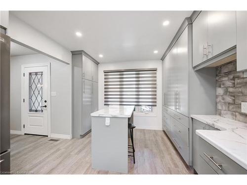 59 Oldewood Crescent, St. Thomas, ON - Indoor Photo Showing Kitchen