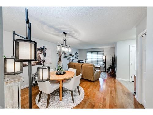 59 Oldewood Crescent, St. Thomas, ON - Indoor Photo Showing Dining Room