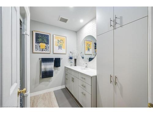 59 Oldewood Crescent, St. Thomas, ON - Indoor Photo Showing Bathroom