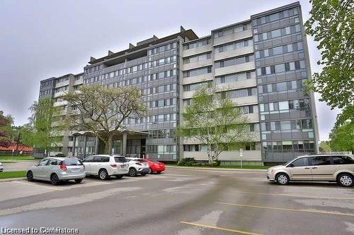 807-24 Midland Drive, Kitchener, ON - Outdoor With Facade