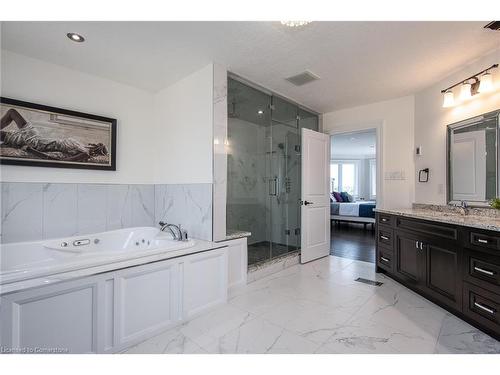 80 Starr Crescent, Cambridge, ON - Indoor Photo Showing Bathroom