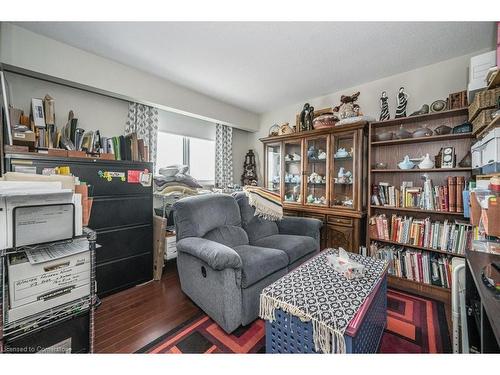 1106-250 Glenridge Drive, Waterloo, ON - Indoor Photo Showing Other Room