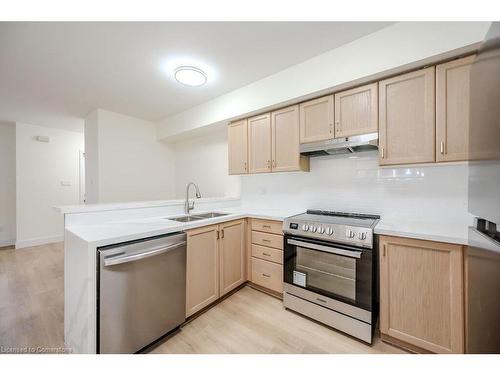 3D-50 Howe Drive, Kitchener, ON - Indoor Photo Showing Kitchen With Double Sink