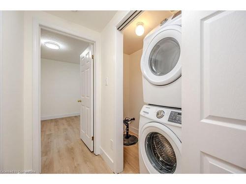 3D-50 Howe Drive, Kitchener, ON - Indoor Photo Showing Laundry Room