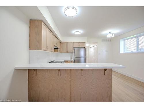 3D-50 Howe Drive, Kitchener, ON - Indoor Photo Showing Kitchen