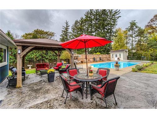 40 Mill Creek Road, Cambridge, ON - Outdoor With In Ground Pool With Deck Patio Veranda With Backyard