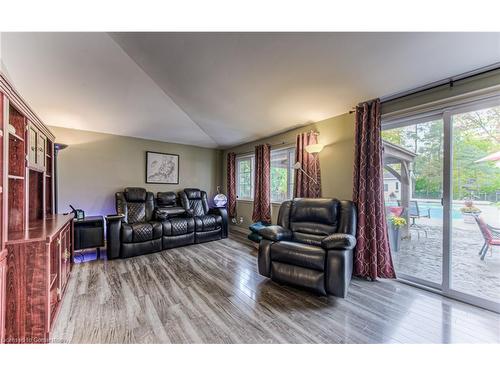 40 Mill Creek Road, Cambridge, ON - Indoor Photo Showing Living Room