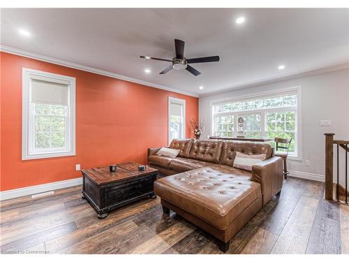 40 Mill Creek Road, Cambridge, ON - Indoor Photo Showing Living Room