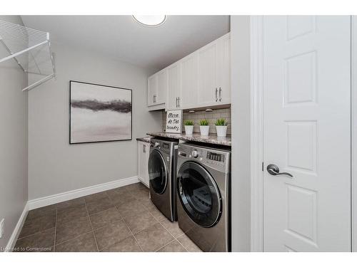 680 Pelham Street, Waterloo, ON - Indoor Photo Showing Laundry Room