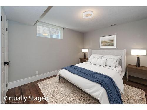 680 Pelham Street, Waterloo, ON - Indoor Photo Showing Bedroom