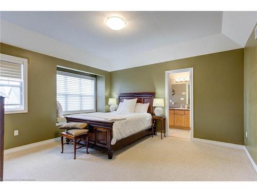 749 Keats Way, Waterloo, ON - Indoor Photo Showing Bedroom