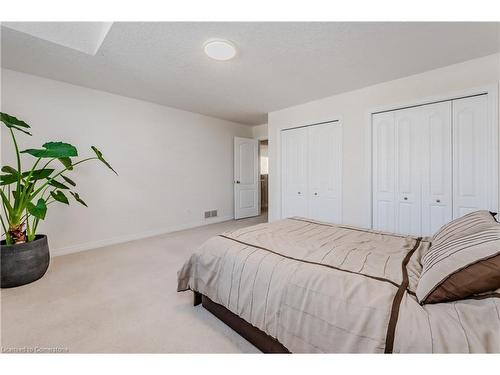 23 Treeview Drive, St. Jacobs, ON - Indoor Photo Showing Bedroom