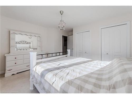 23 Treeview Drive, St. Jacobs, ON - Indoor Photo Showing Bedroom