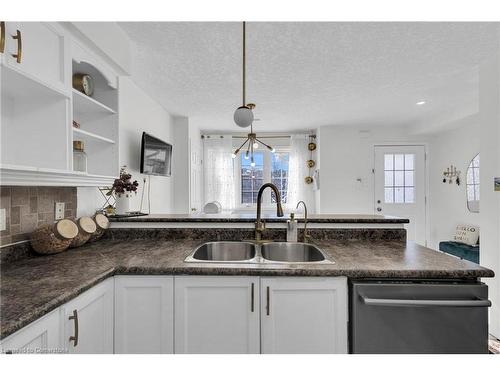 17B-50 Howe Drive, Kitchener, ON - Indoor Photo Showing Kitchen With Double Sink