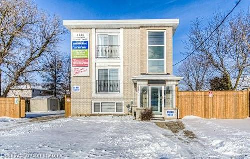 1236 Weber Street E, Kitchener, ON - Outdoor With Facade