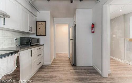 1236 Weber Street E, Kitchener, ON - Indoor Photo Showing Kitchen