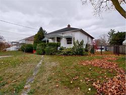 74 St Clair Avenue  Kitchener, ON N2M 3Z4