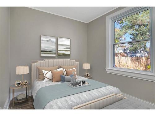 85 Park Avenue, Cambridge, ON - Indoor Photo Showing Bedroom