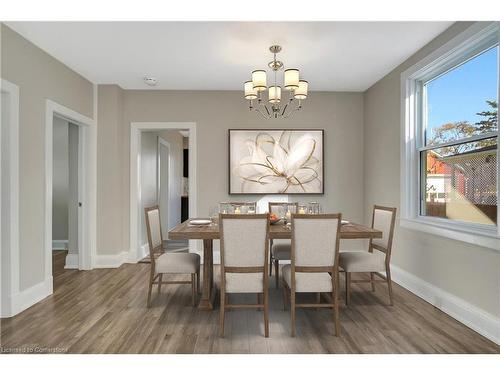 85 Park Avenue, Cambridge, ON - Indoor Photo Showing Dining Room