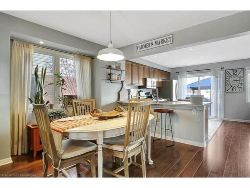 45 Nancroft Crescent, Cambridge, ON - Indoor Photo Showing Dining Room