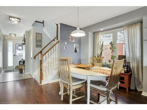 45 Nancroft Crescent, Cambridge, ON - Indoor Photo Showing Dining Room