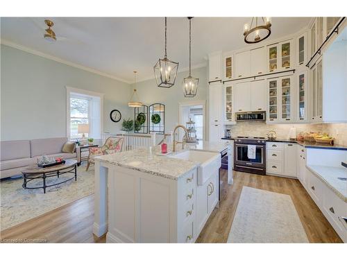 6265 Line 89, Gowanstown, ON - Indoor Photo Showing Kitchen With Upgraded Kitchen