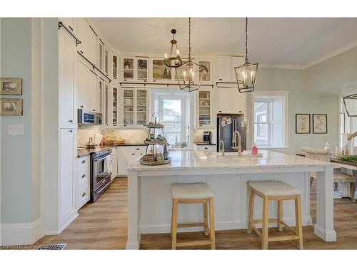 6265 Line 89, Gowanstown, ON - Indoor Photo Showing Kitchen With Upgraded Kitchen