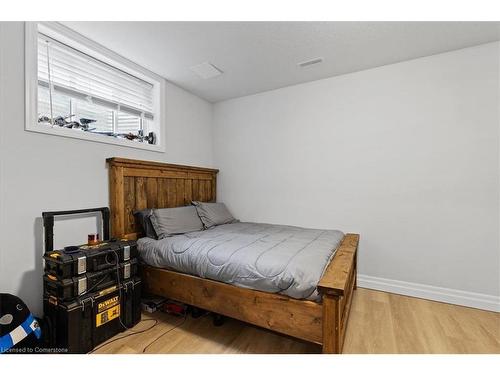 113 Livingston Drive, Tillsonburg, ON - Indoor Photo Showing Bedroom