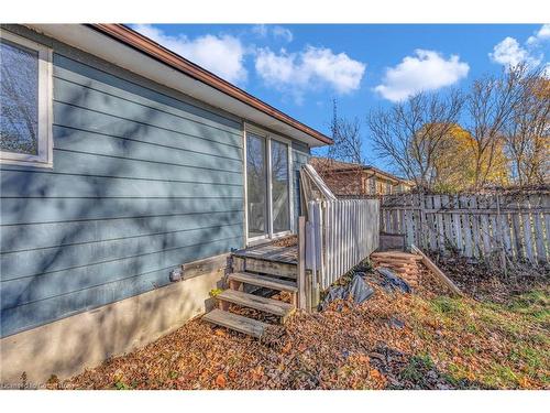 452 Midwood Street, Waterloo, ON - Outdoor