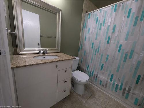 202-4 Avalon Place, Kitchener, ON - Indoor Photo Showing Bathroom