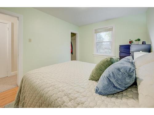 65 Sheldon Avenue N, Kitchener, ON - Indoor Photo Showing Bedroom