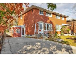 222 Mausser Avenue  Kitchener, ON N2M 3K7