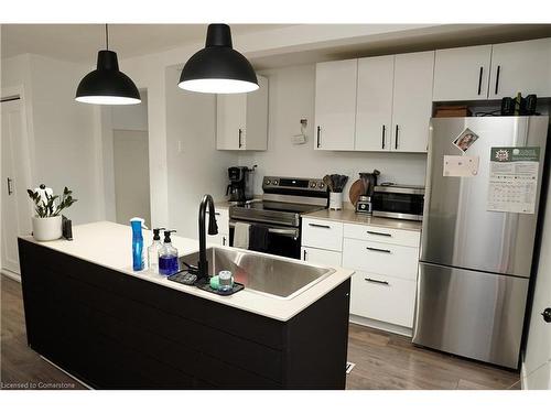 79 Huron Street, Woodstock, ON - Indoor Photo Showing Kitchen