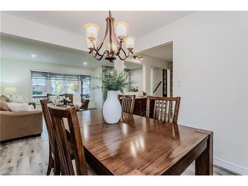 76 Charlotte Crescent, Kitchener, ON - Indoor Photo Showing Dining Room