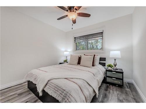 76 Charlotte Crescent, Kitchener, ON - Indoor Photo Showing Bedroom