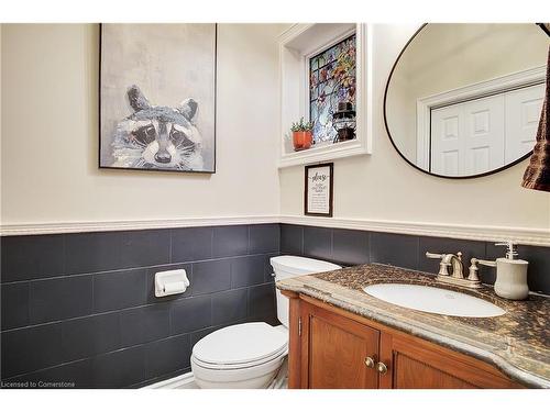 1059 Colborne Street East Street E, Brantford, ON - Indoor Photo Showing Bathroom