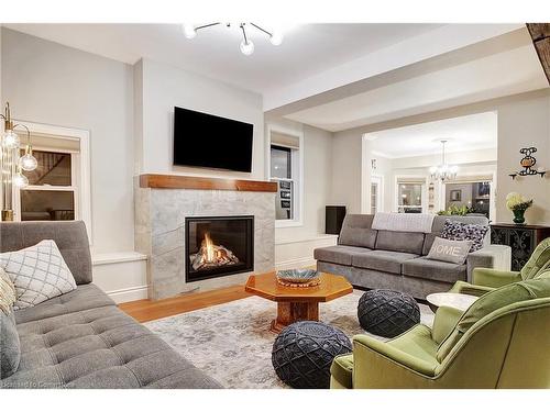 1059 Colborne Street East Street E, Brantford, ON - Indoor Photo Showing Living Room With Fireplace