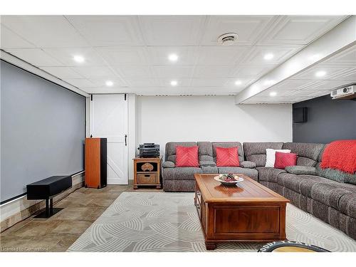 1059 Colborne Street East Street E, Brantford, ON - Indoor Photo Showing Basement