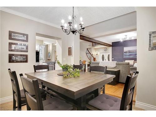 1059 Colborne Street East Street E, Brantford, ON - Indoor Photo Showing Dining Room