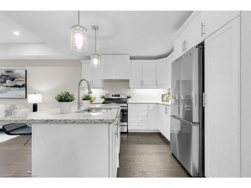 203 Church Street N, Mount Forest, ON - Indoor Photo Showing Kitchen With Upgraded Kitchen