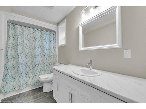 203 Church Street N, Mount Forest, ON - Indoor Photo Showing Bathroom