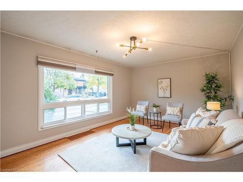 36 Boniface Avenue, Etobicoke, ON - Indoor Photo Showing Living Room