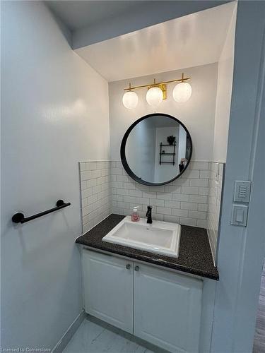 153 Elgin Street, London, ON - Indoor Photo Showing Bathroom