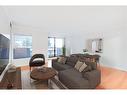 209-260 Sheldon Avenue N, Kitchener, ON  - Indoor Photo Showing Living Room 